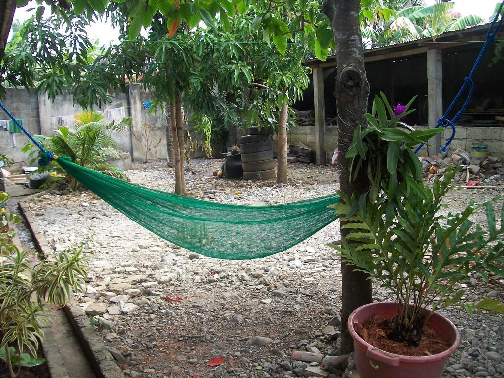 Charm Guest House Puerto Princesa Eksteriør billede